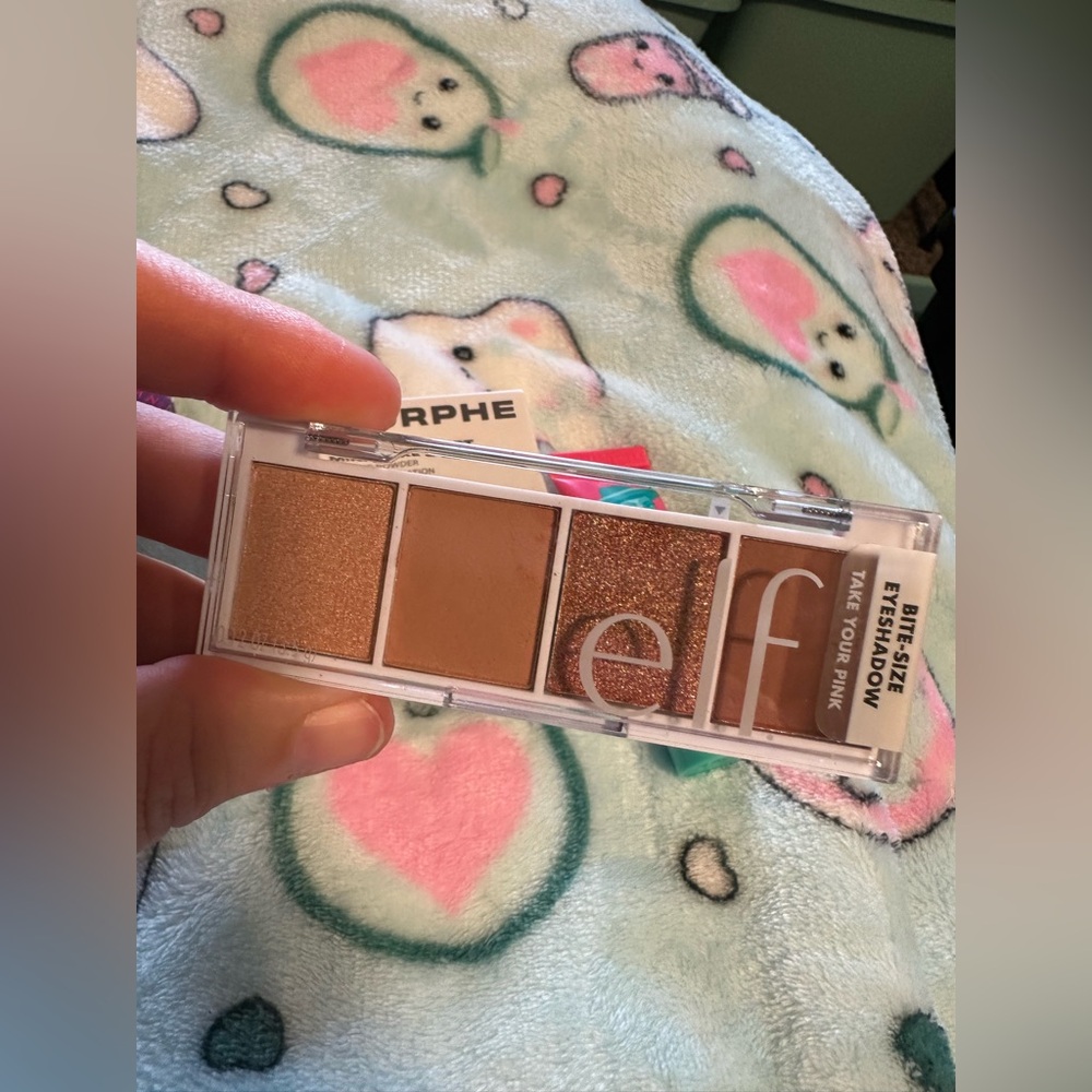 Makeup bundle - Picture 4 of 7